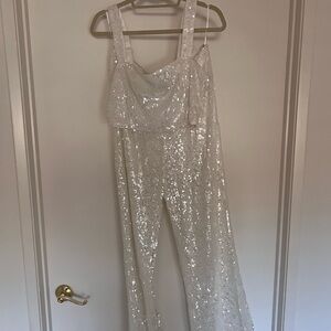 Sequined White Lulus 2 piece set jumpsuit